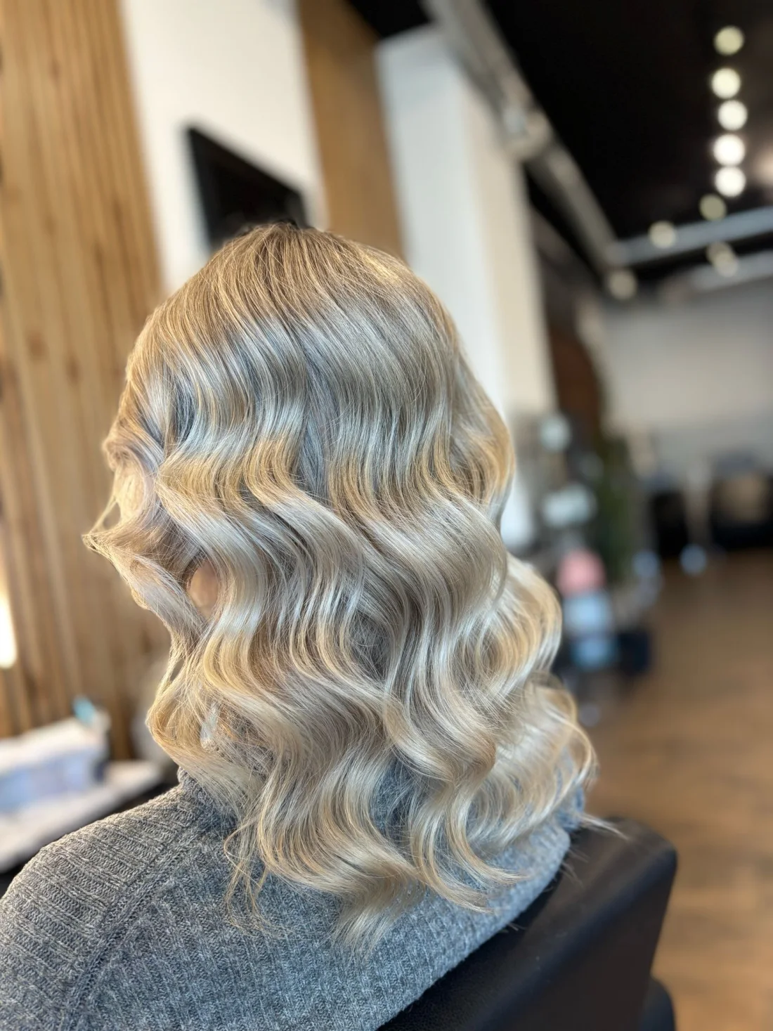 Efekt koloryzacji lub strzyżenia HAIRWAVE Gdańsk